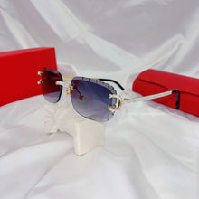 Load image into Gallery viewer, Diamond Rhinestones Sunglasses
