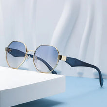 Load image into Gallery viewer, Retro Sunglases
